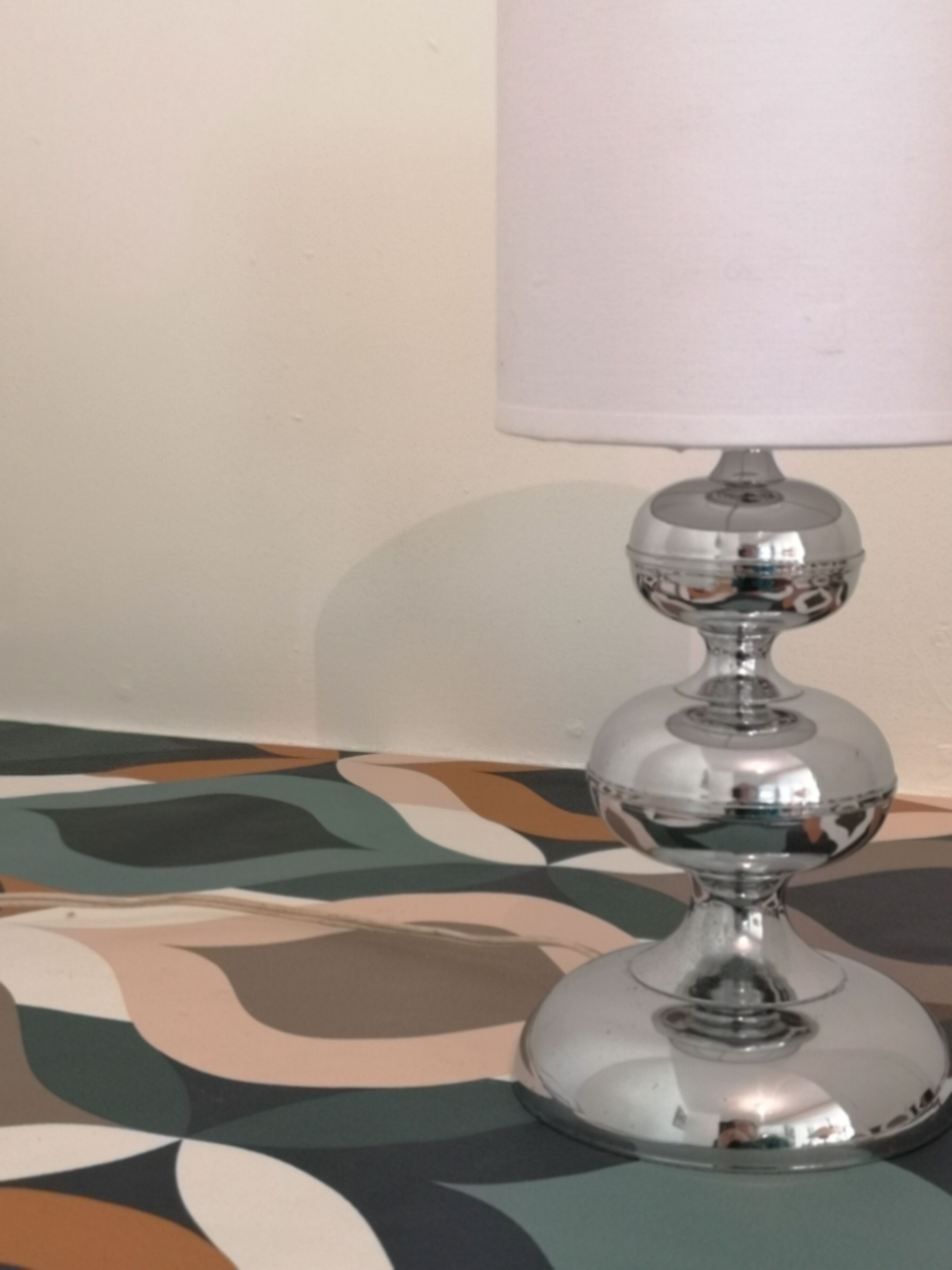 Space age '70 chrome lamp