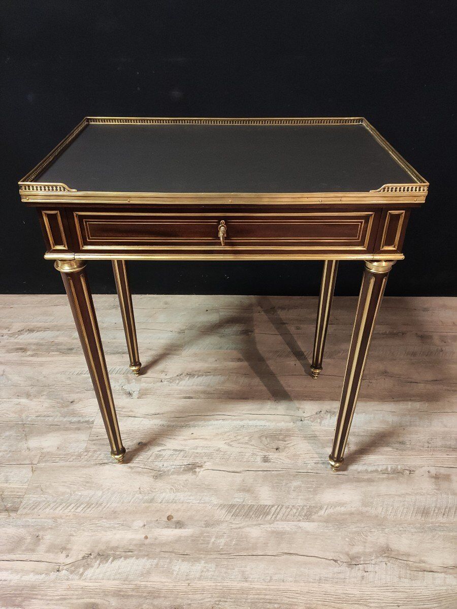 Louis XVI writing table