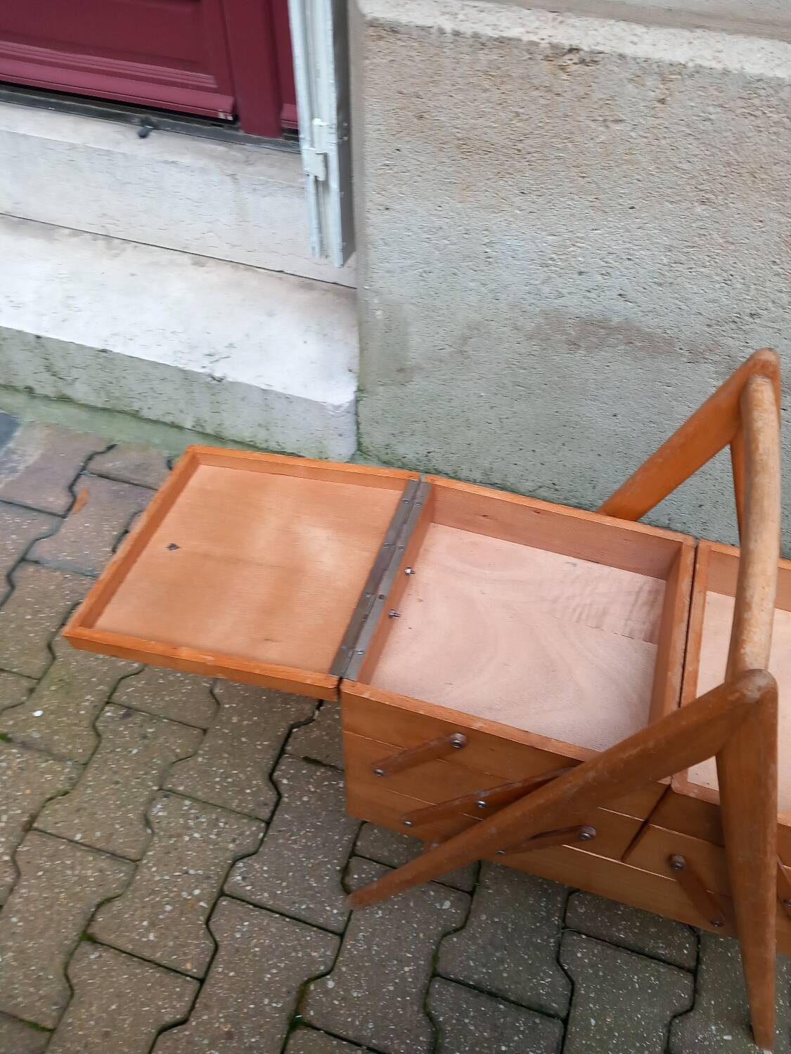 Vintage compass feet worker