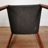 Suite of 4 Scandinavian style chairs