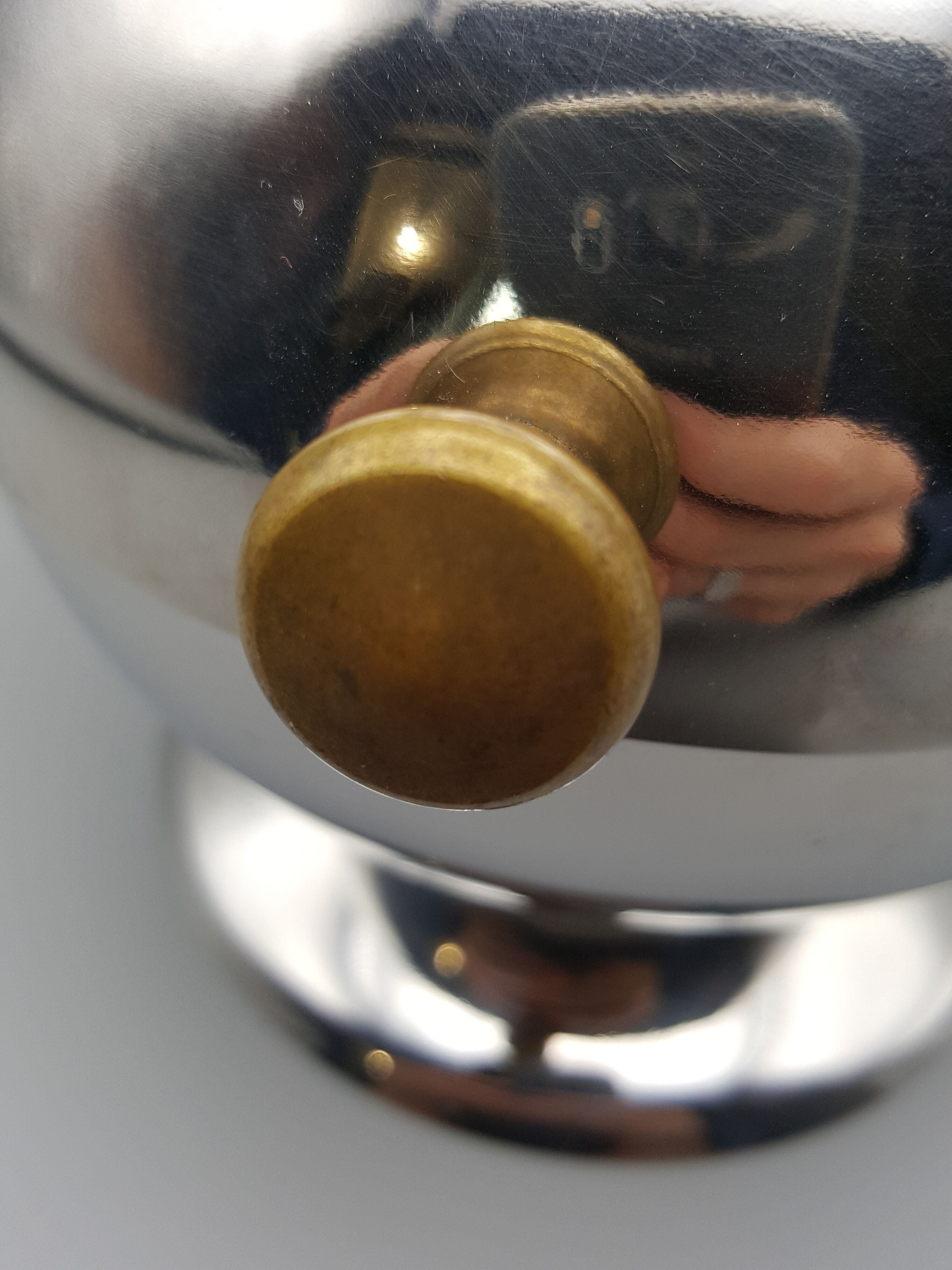 Sugar counter ball metal brass button