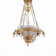 Lustre en laiton de la première moitié du XXe siècle.