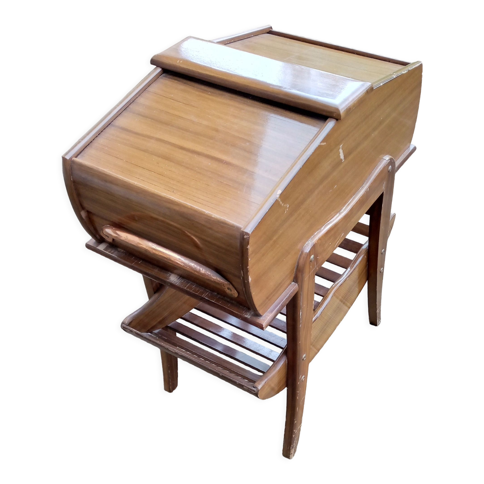 Vintage curtain worker