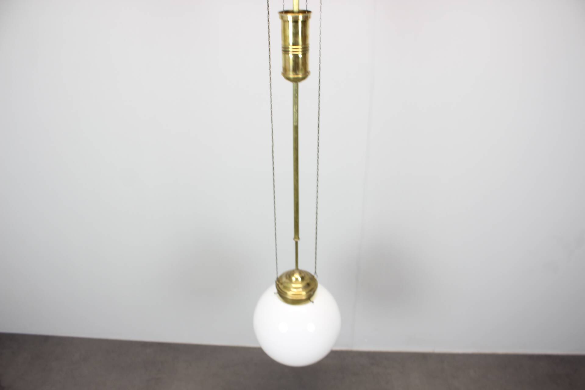 Unique adjustable Art Nouveau pendant light from the 1920s