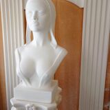 Large bust Marianne H:64cm B. Bardot