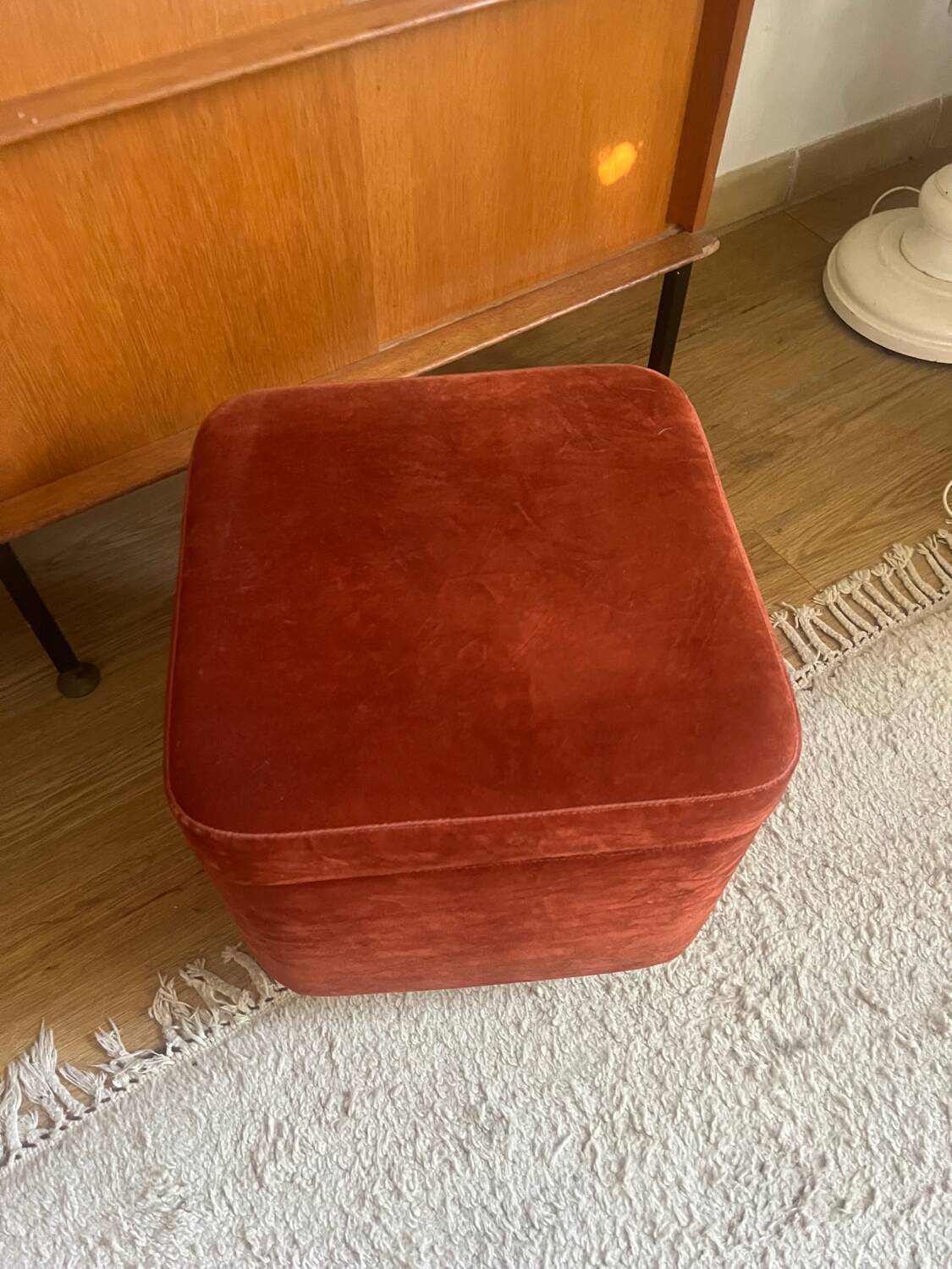 70s pouffe trunk