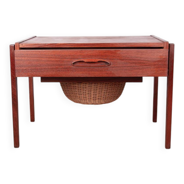 Vintage Danish sewing cabinet, known as "Travailleuse", teak and rattan from the 1960s.