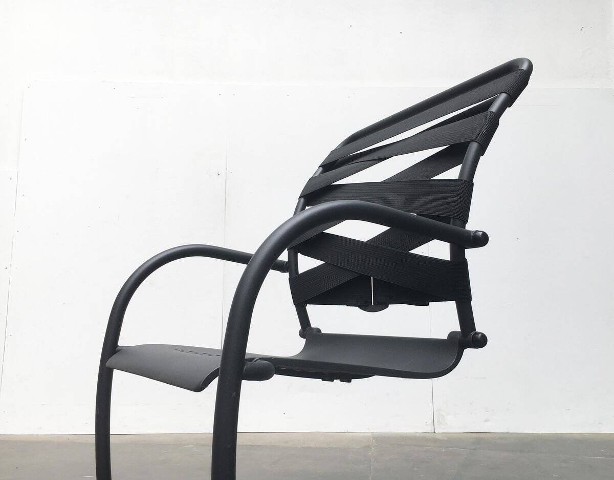 Set of vintage Italian postmodern cantilever armchairs Canasta by Heron Parigi for Heron Parigi Design.