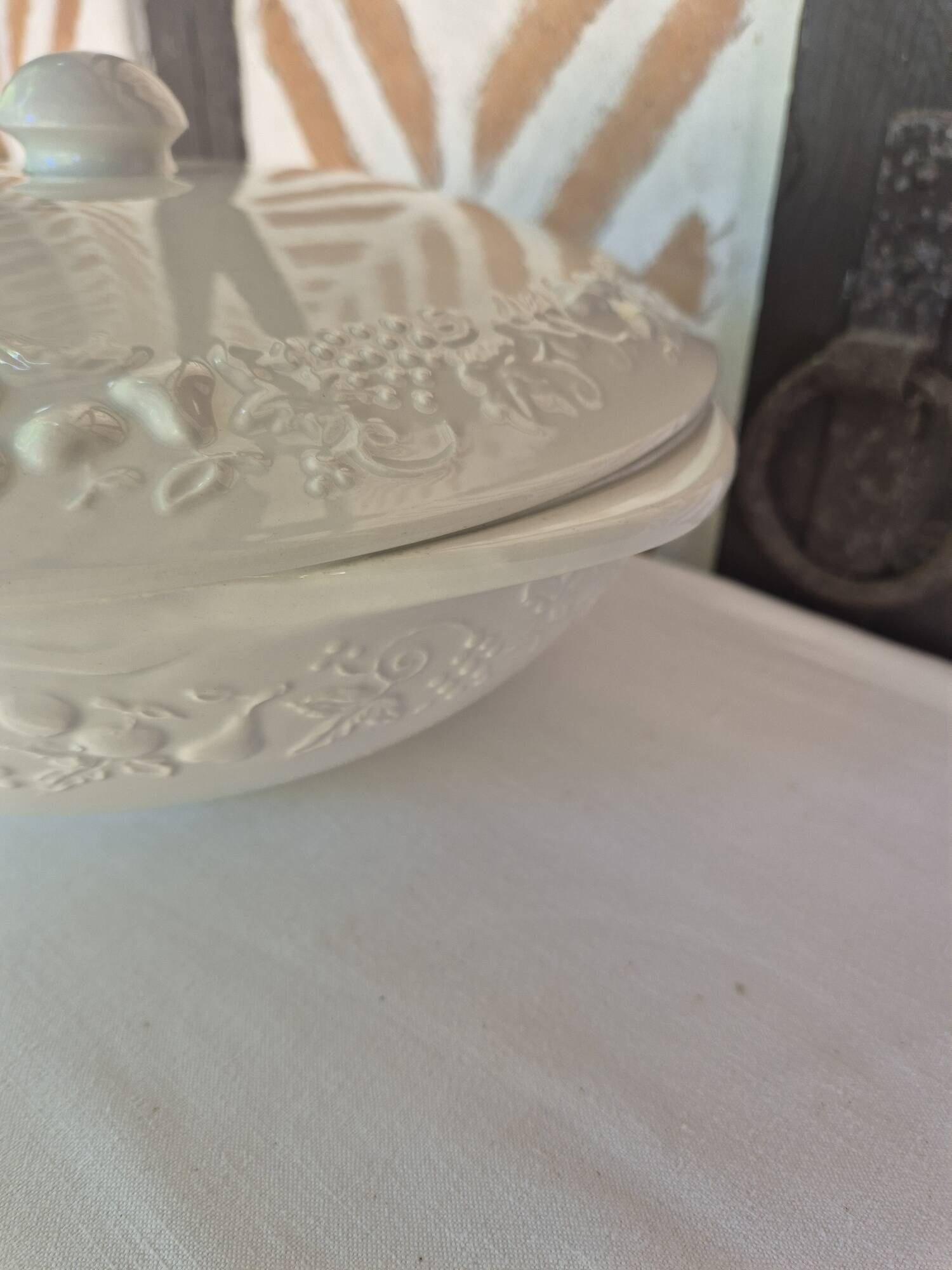 Digoin Sarreguemines white soup tureen