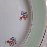 Flat earthenware plates with gilded edges