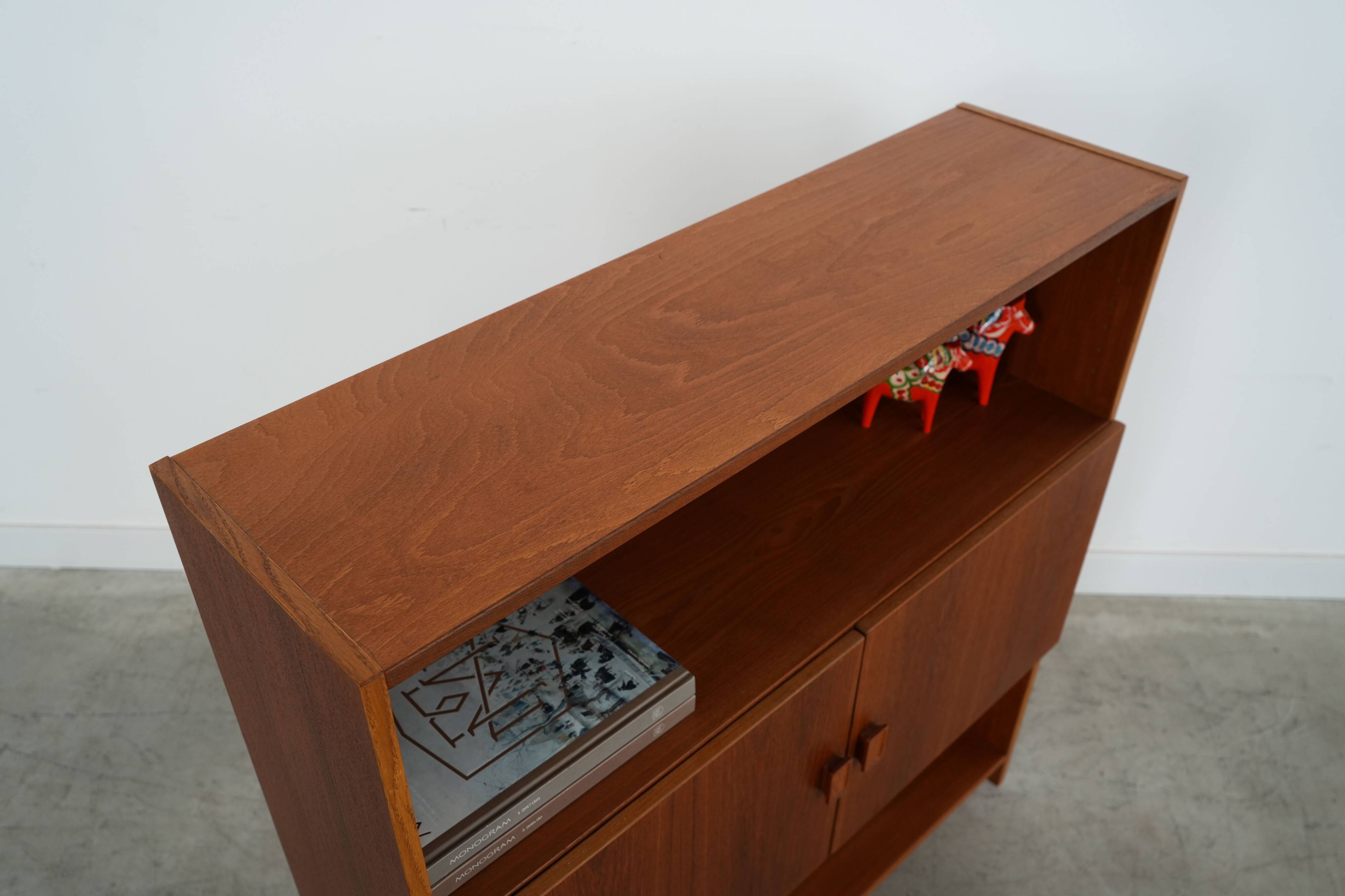 Teak bookcase, Danish design, 1970s, production: Denmark