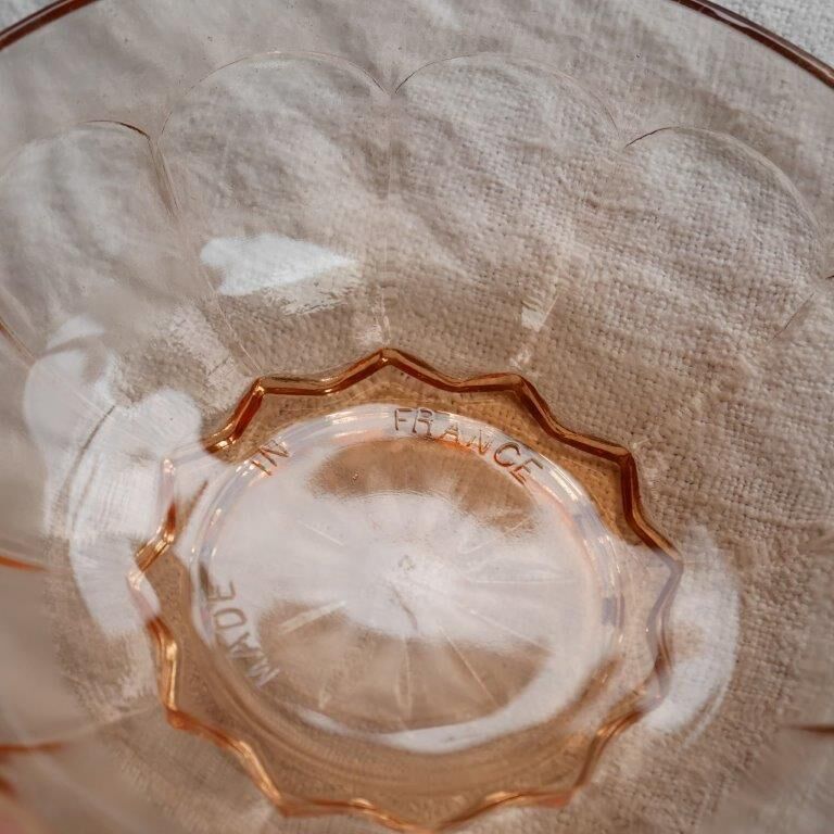 Pink glass box sugar type