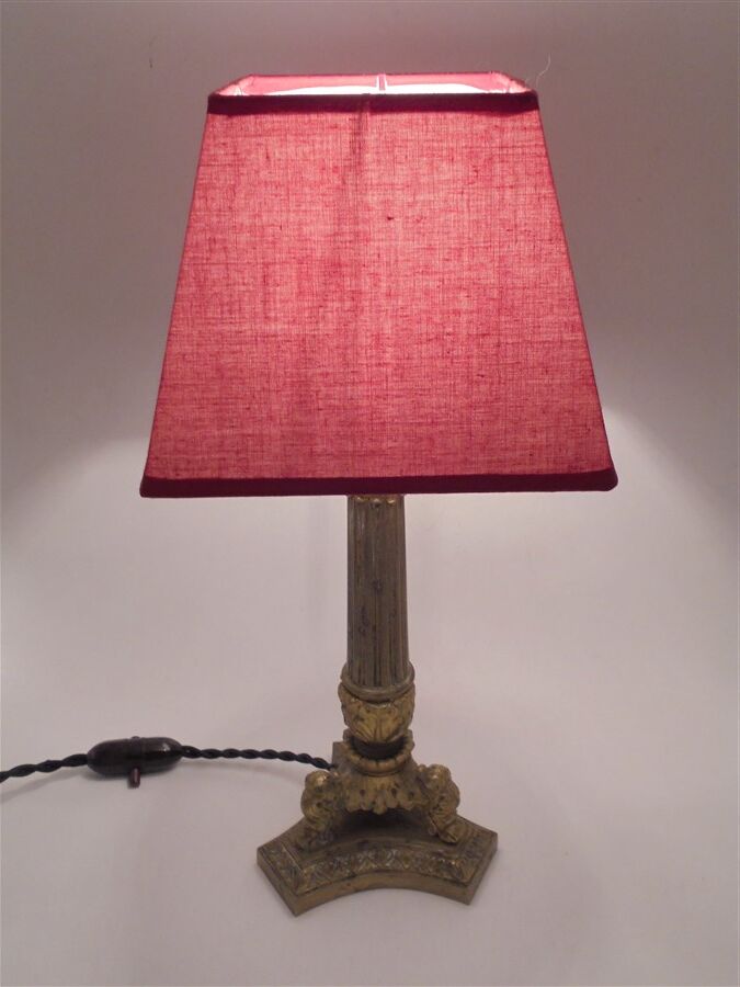 Empire style lamp