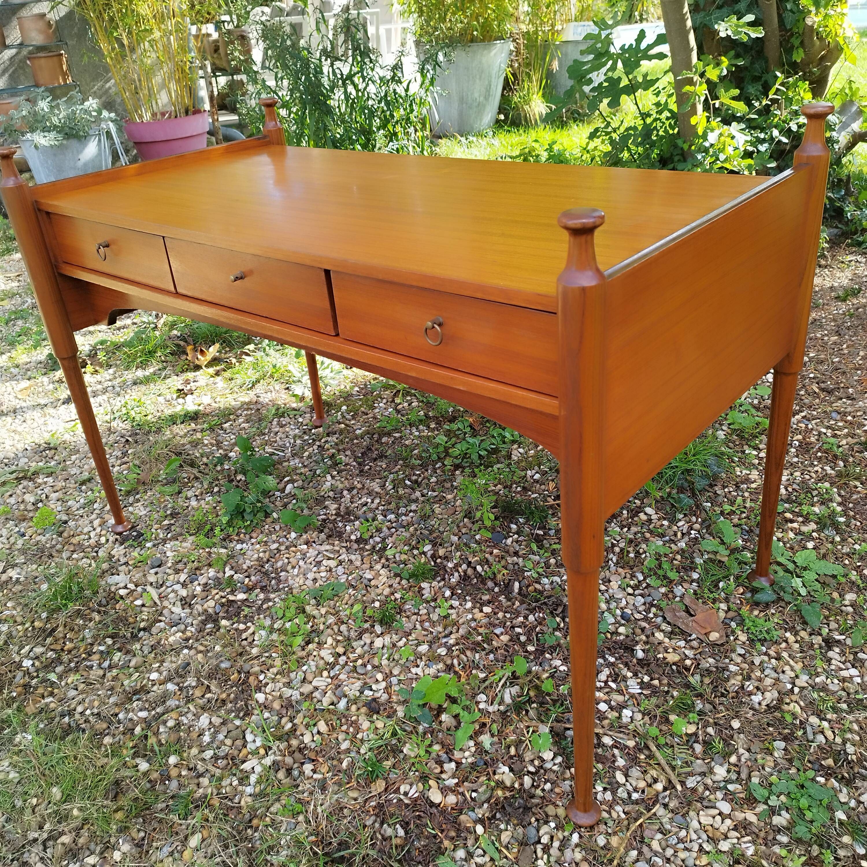 Vintage desk Fratelli Proserpio