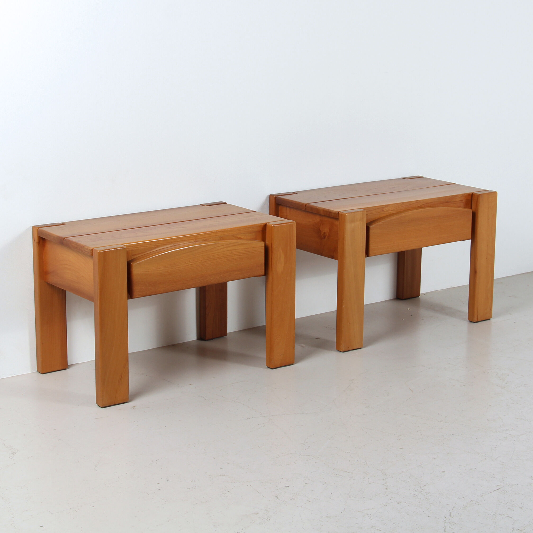 Pair of Regain bedside tables