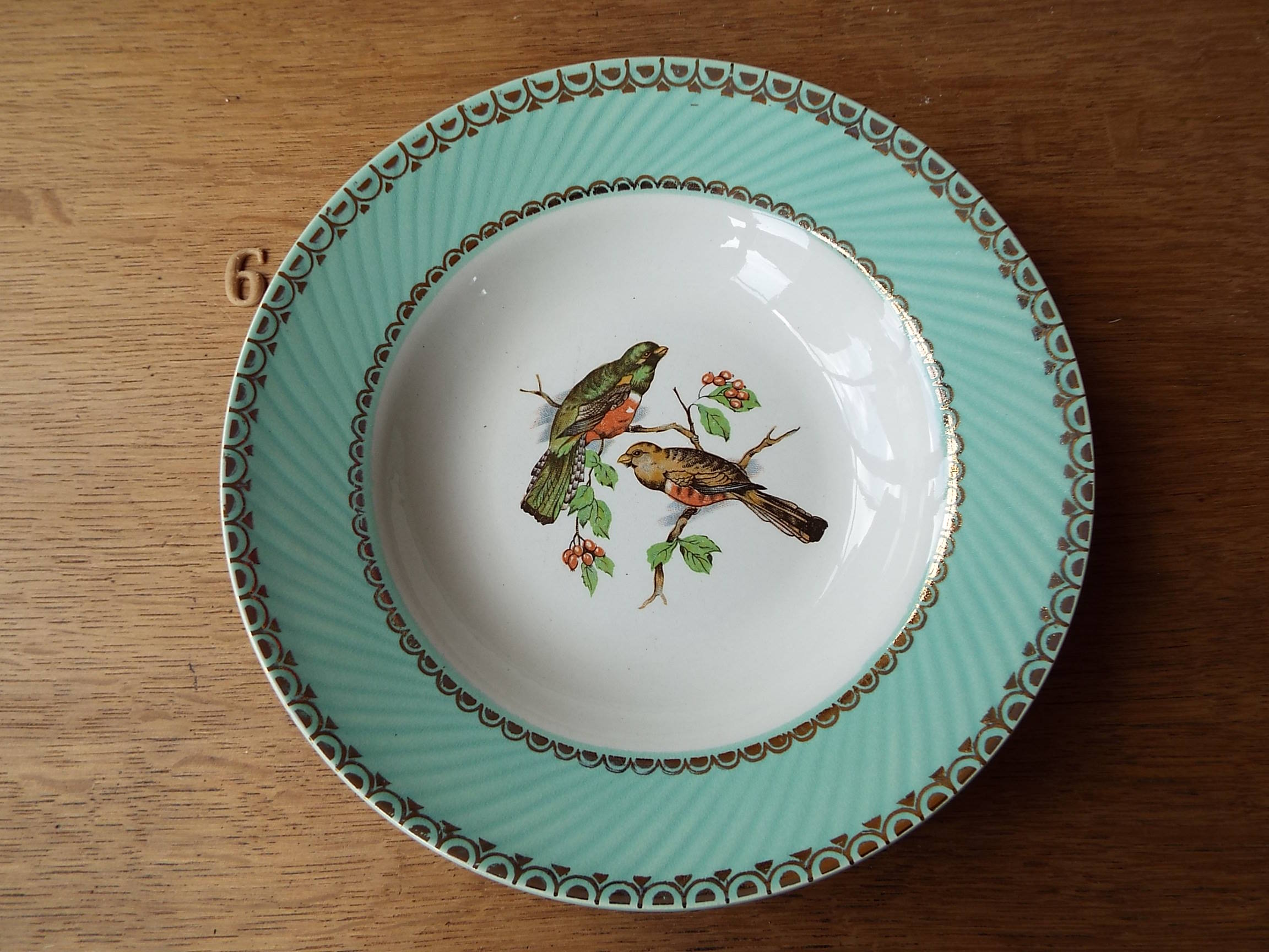 Set of 8 soup plates