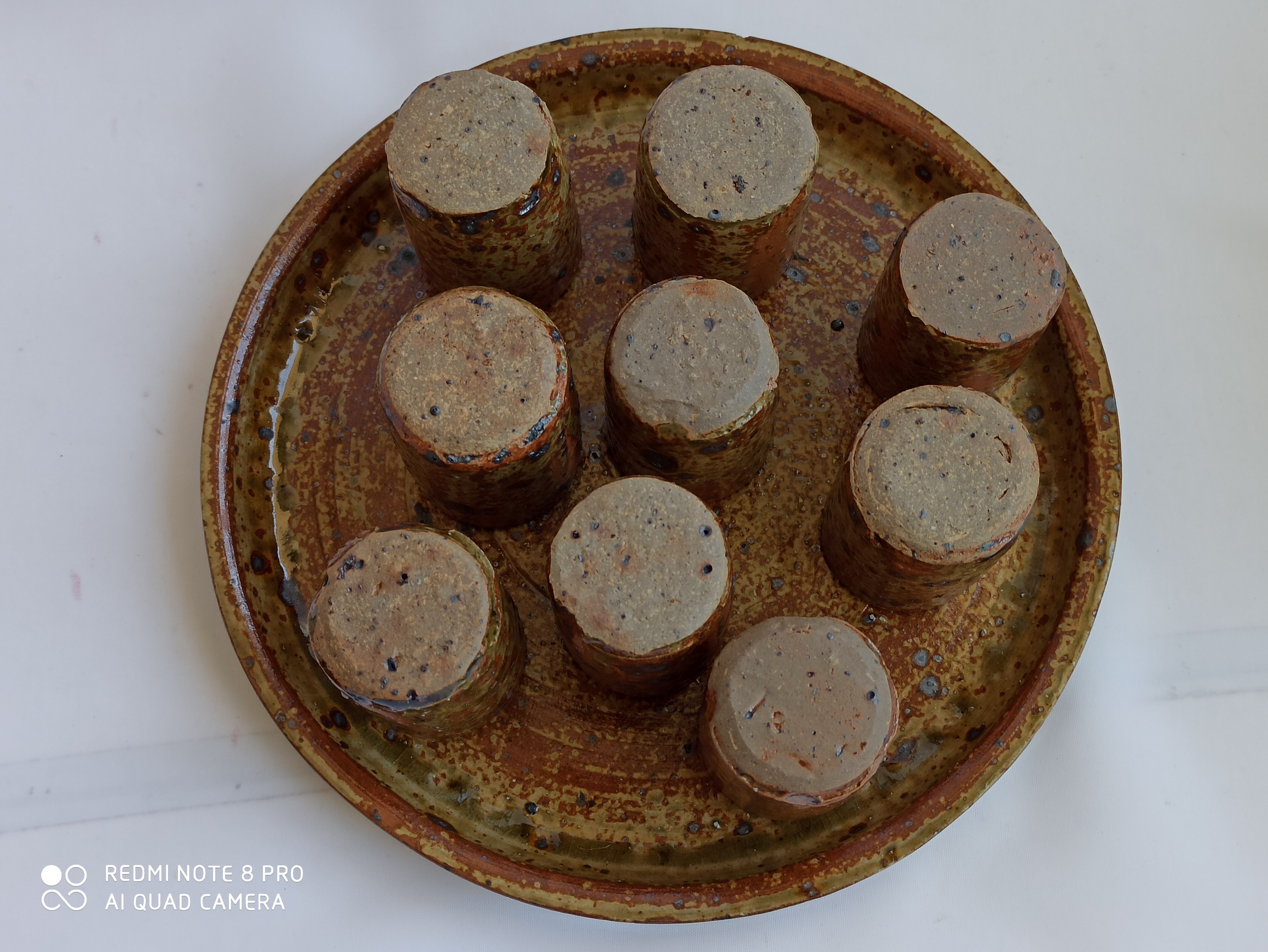 Service La Borne in raw pyrity sandstone