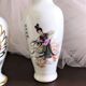Lot de 3 vases en  porcelaine