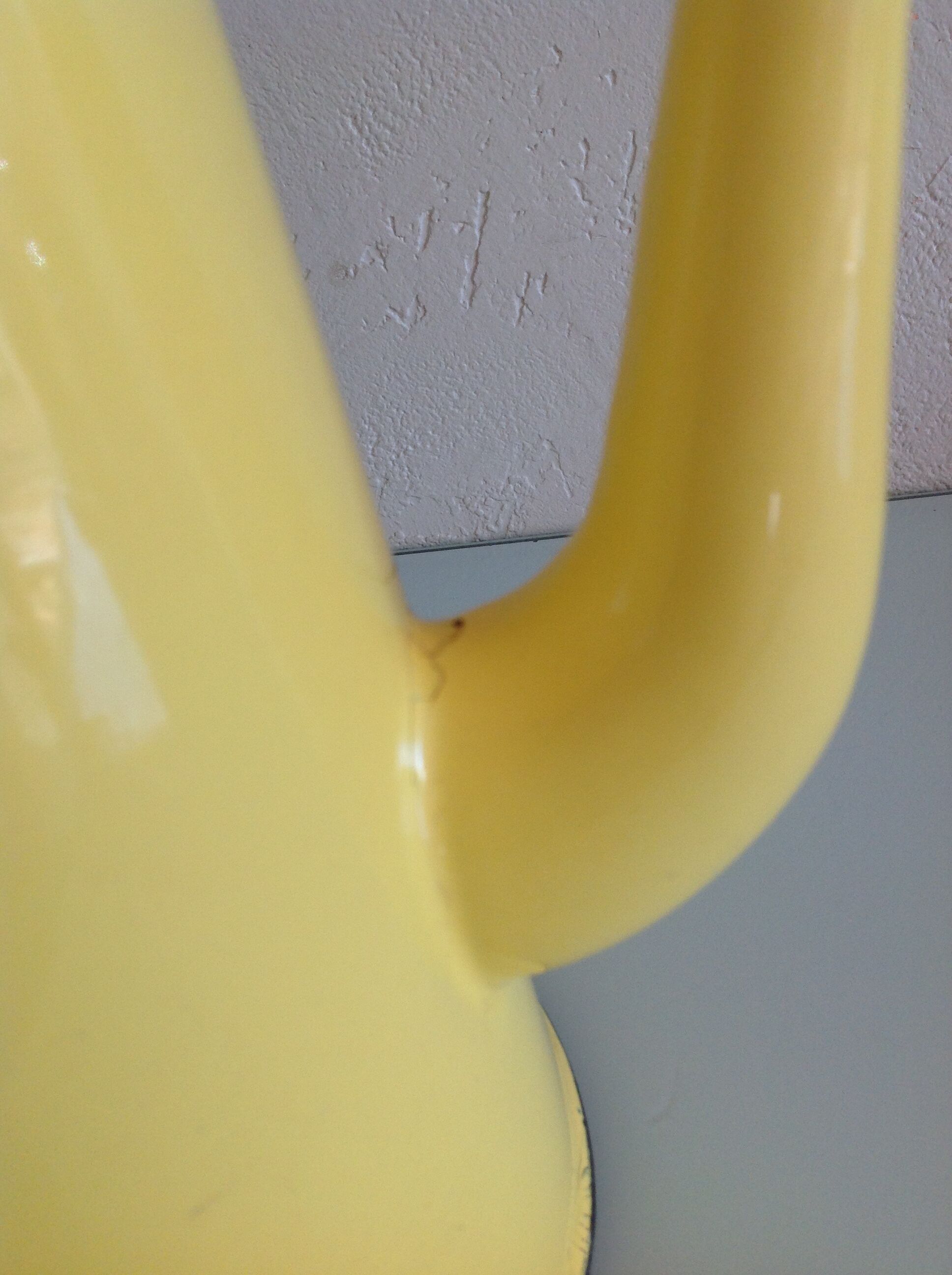 Former yellow enamelled coffee maker 50/60