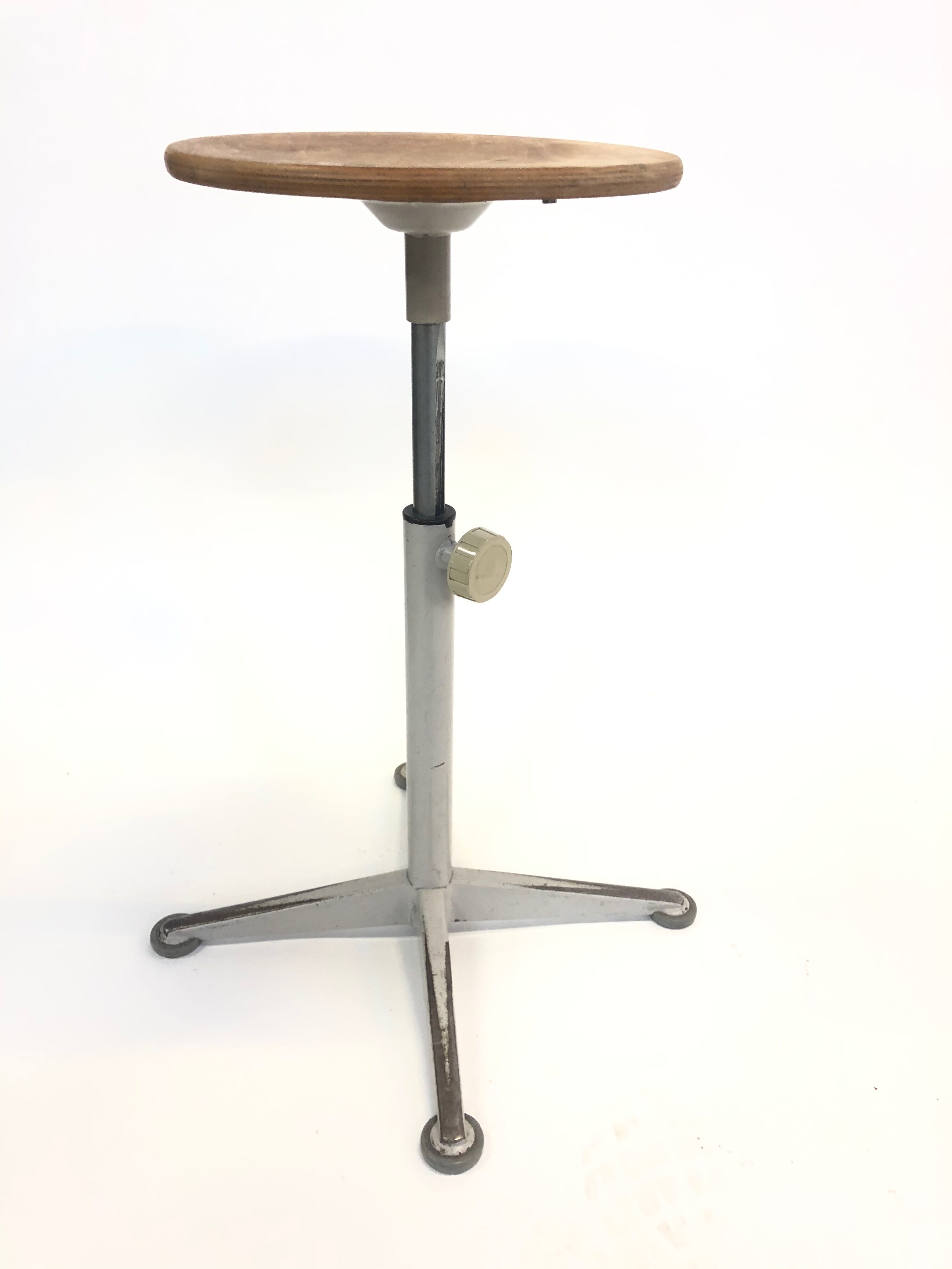 Stool by Friso Kramer Ahrend de Cirkel