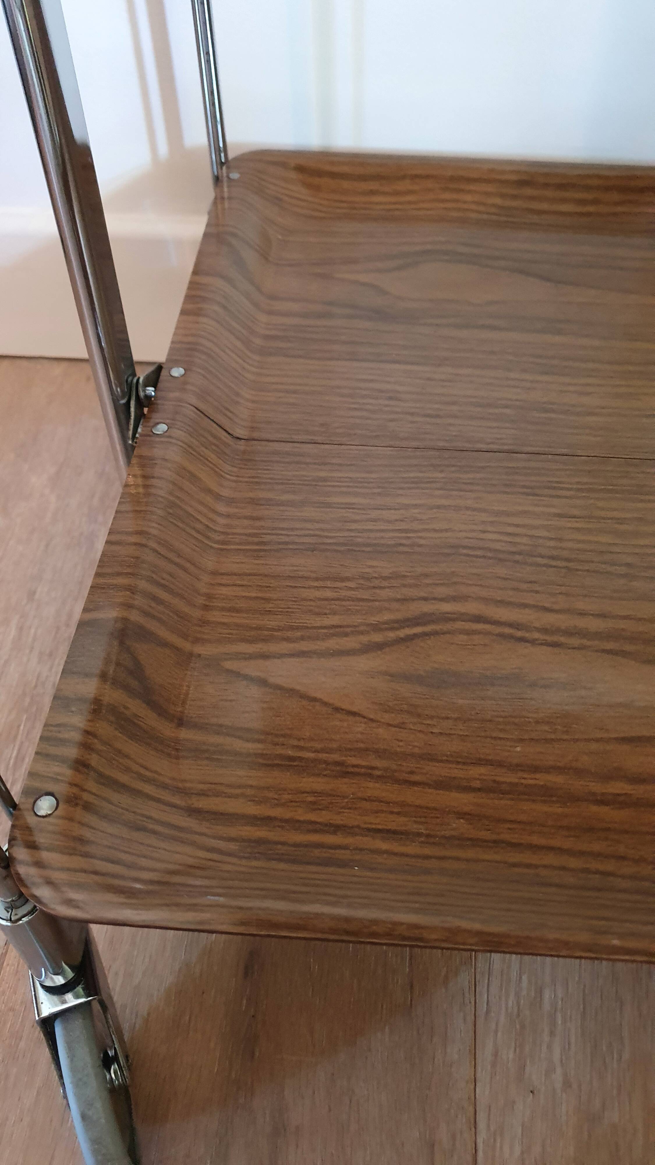 Desserte roulante en formica vintage