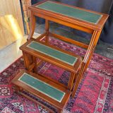 Escabeau de bibliothèque en bois massif avec marches gainées cuir