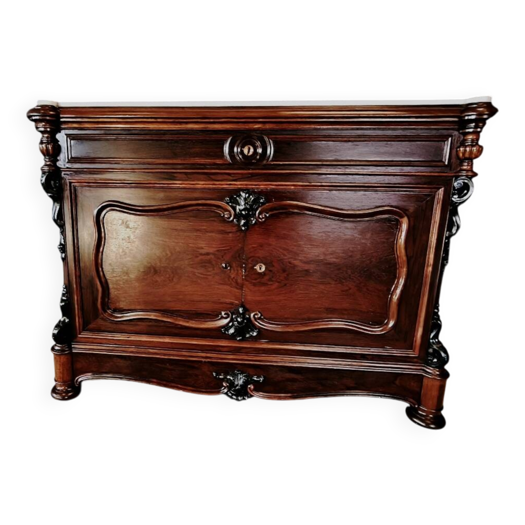 Pantry chest of drawers