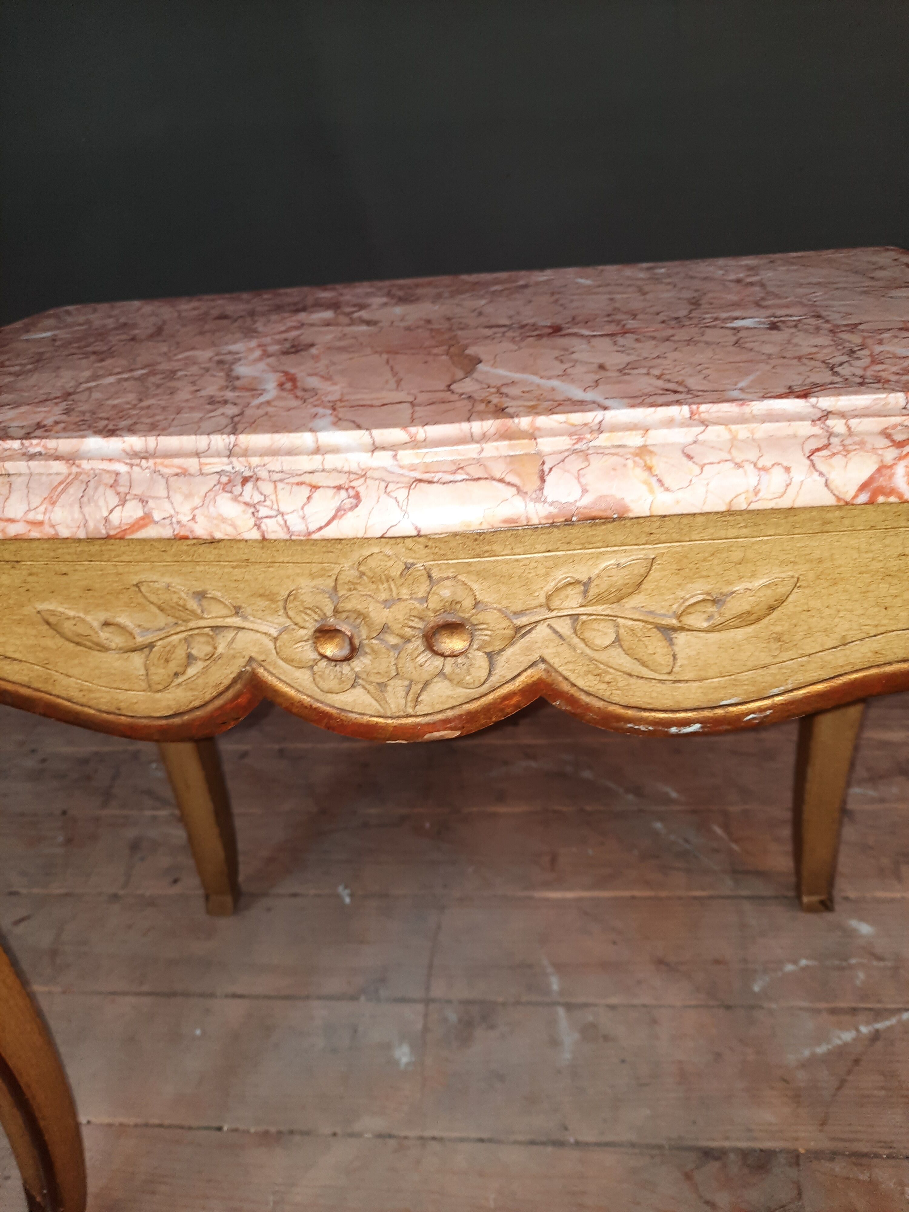 Small coffee table dessu marble