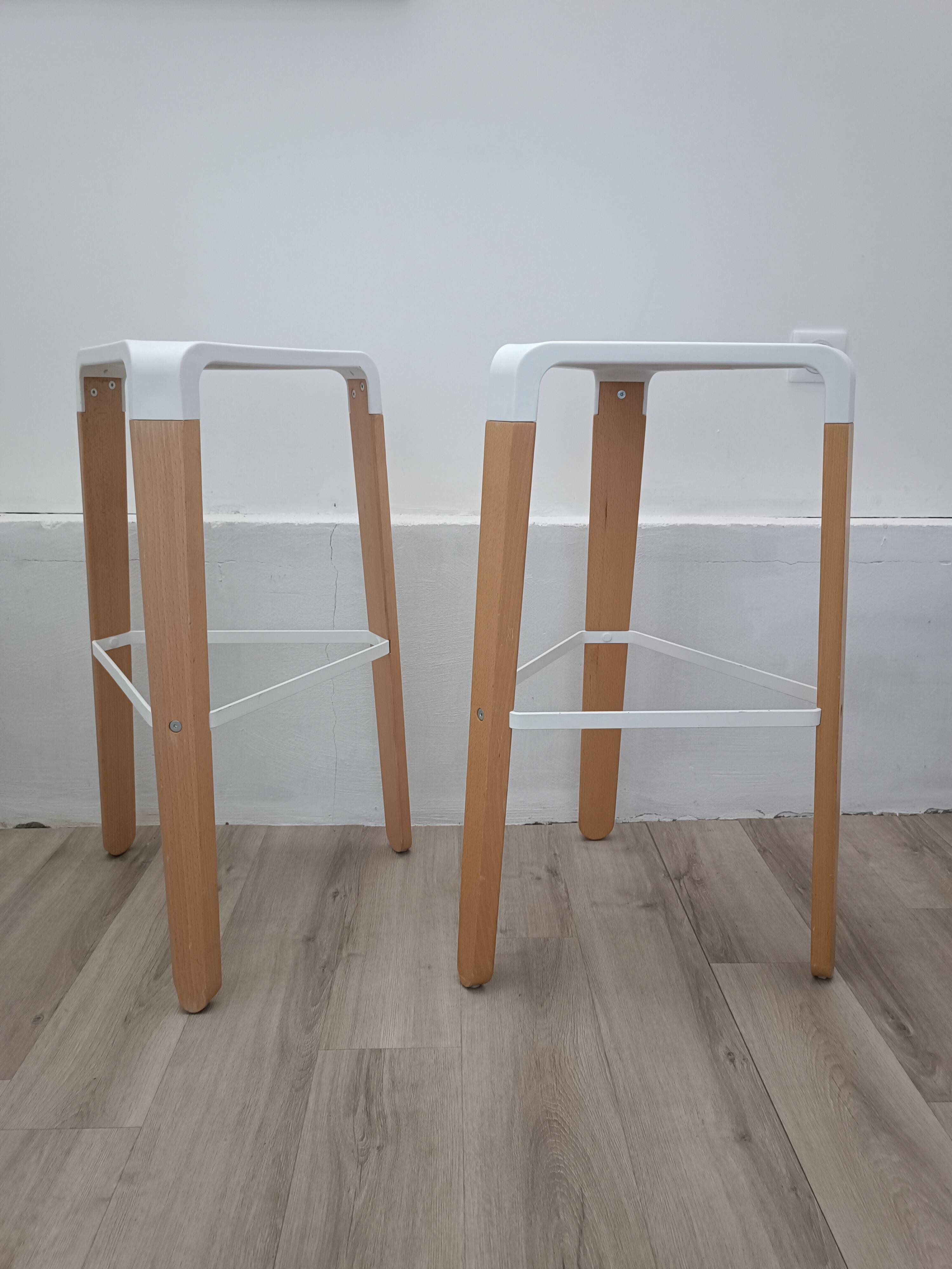 Picapau stools by Orlandini & Radice for Infiniti