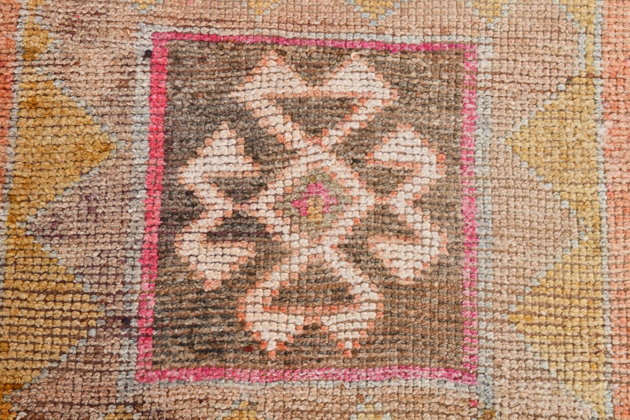 Tapis couloir kilim vintage , Orange, rose et beige boho pastel, 98x332 Cm