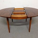 Scandinavian extendable rosewood dining table from the 60s/70s