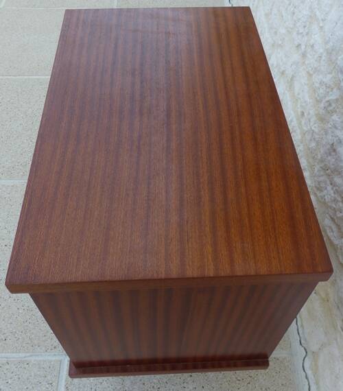Vintage bedside table with 1 drawer and 1 niche, brass feet - very good condition.