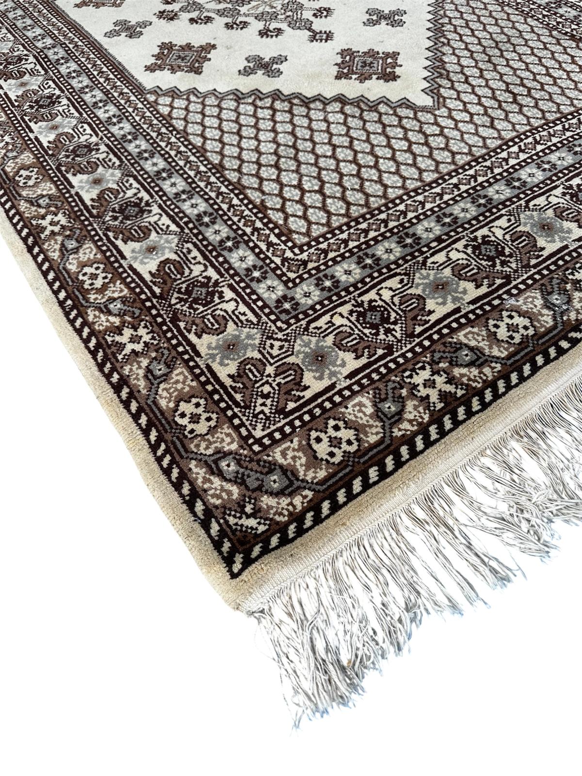 Tapis tunisien fait main 140cm x 235cm