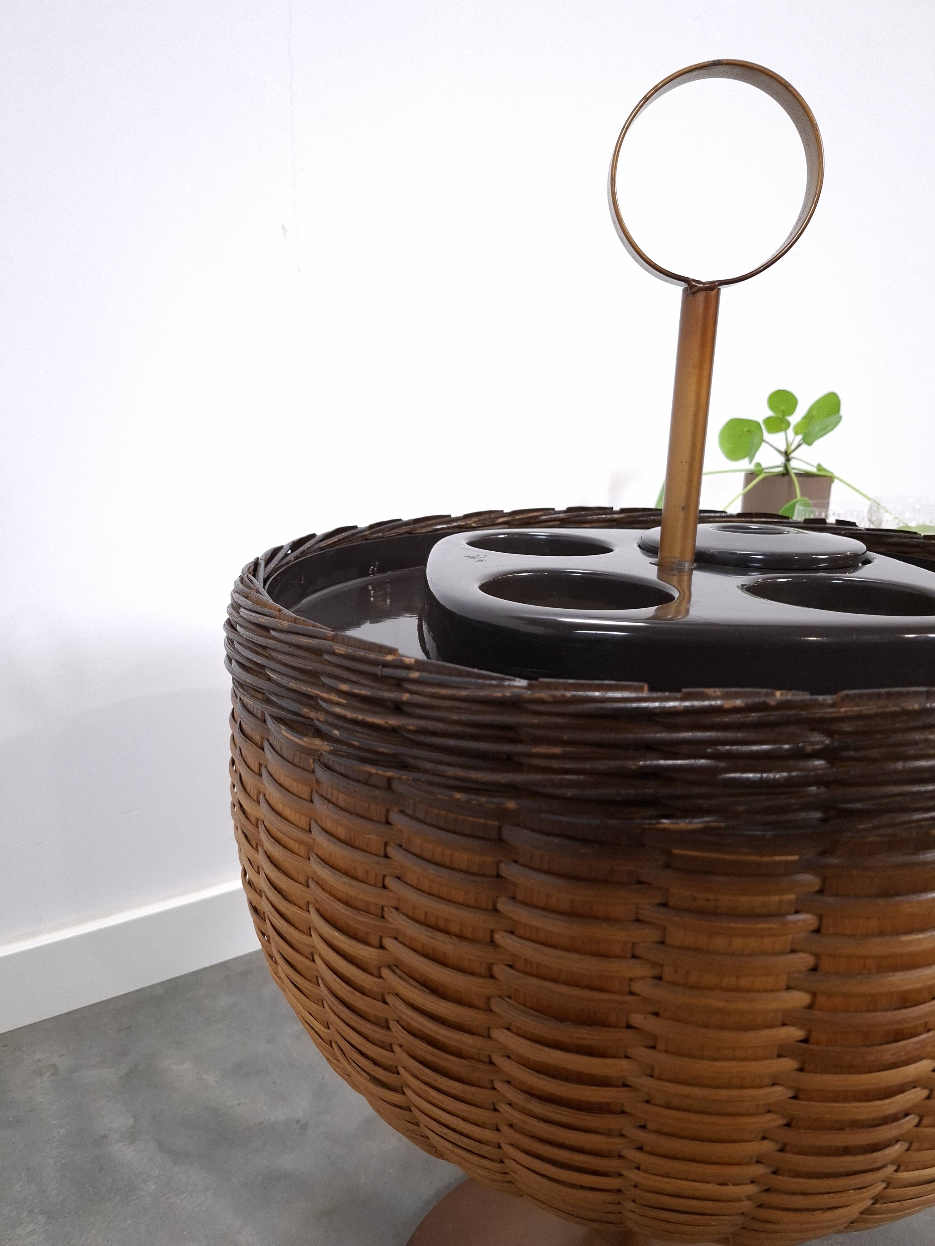 Draagbare bar, wijnkoeler met rotan en kunststof