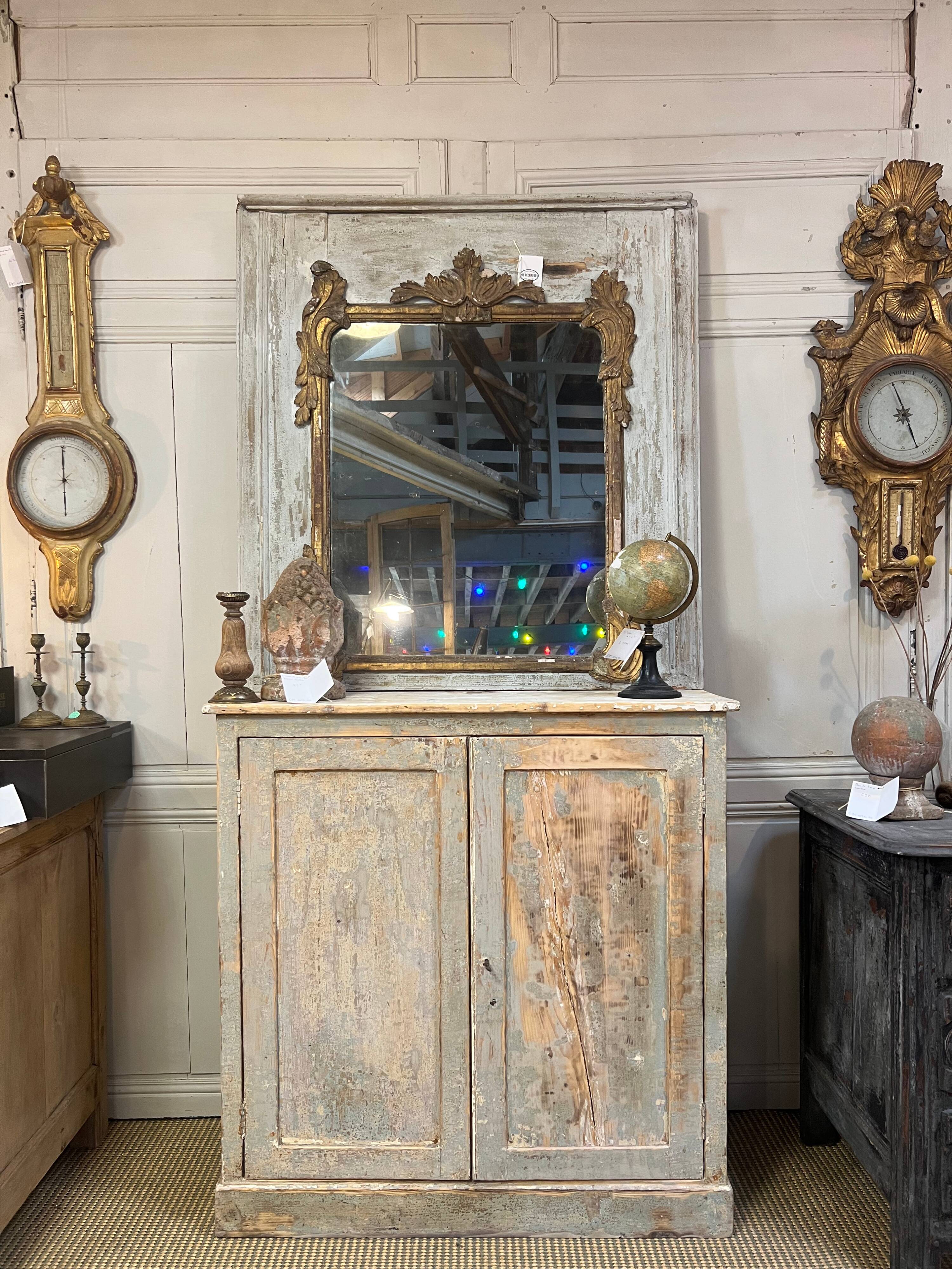 Buffet painted