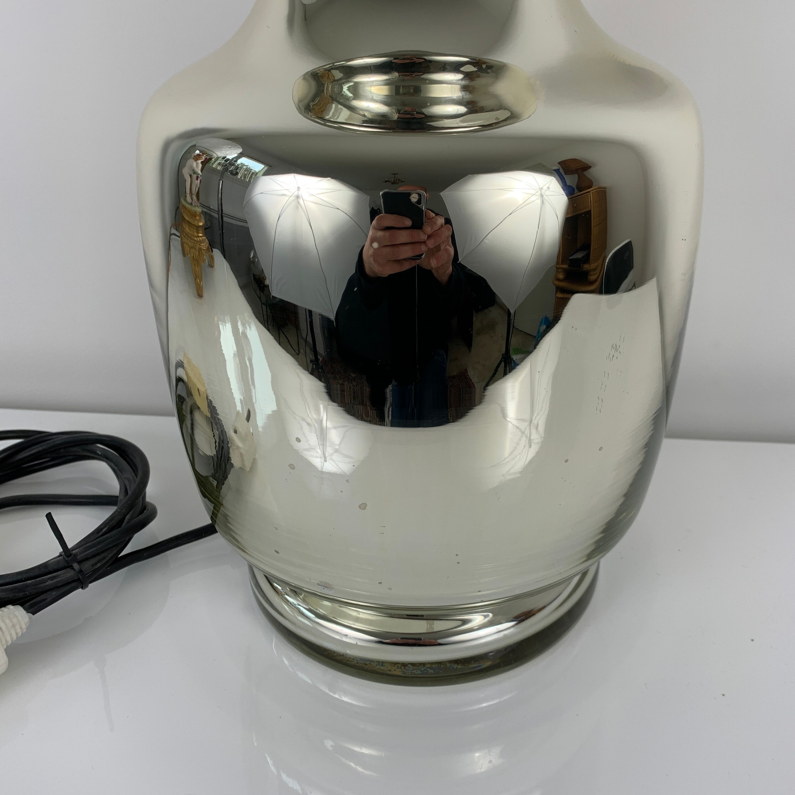 Eglomisé glass lamp foot