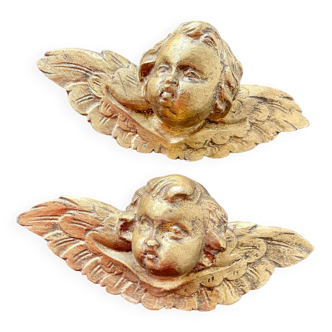 Pair of angels in gilded wood