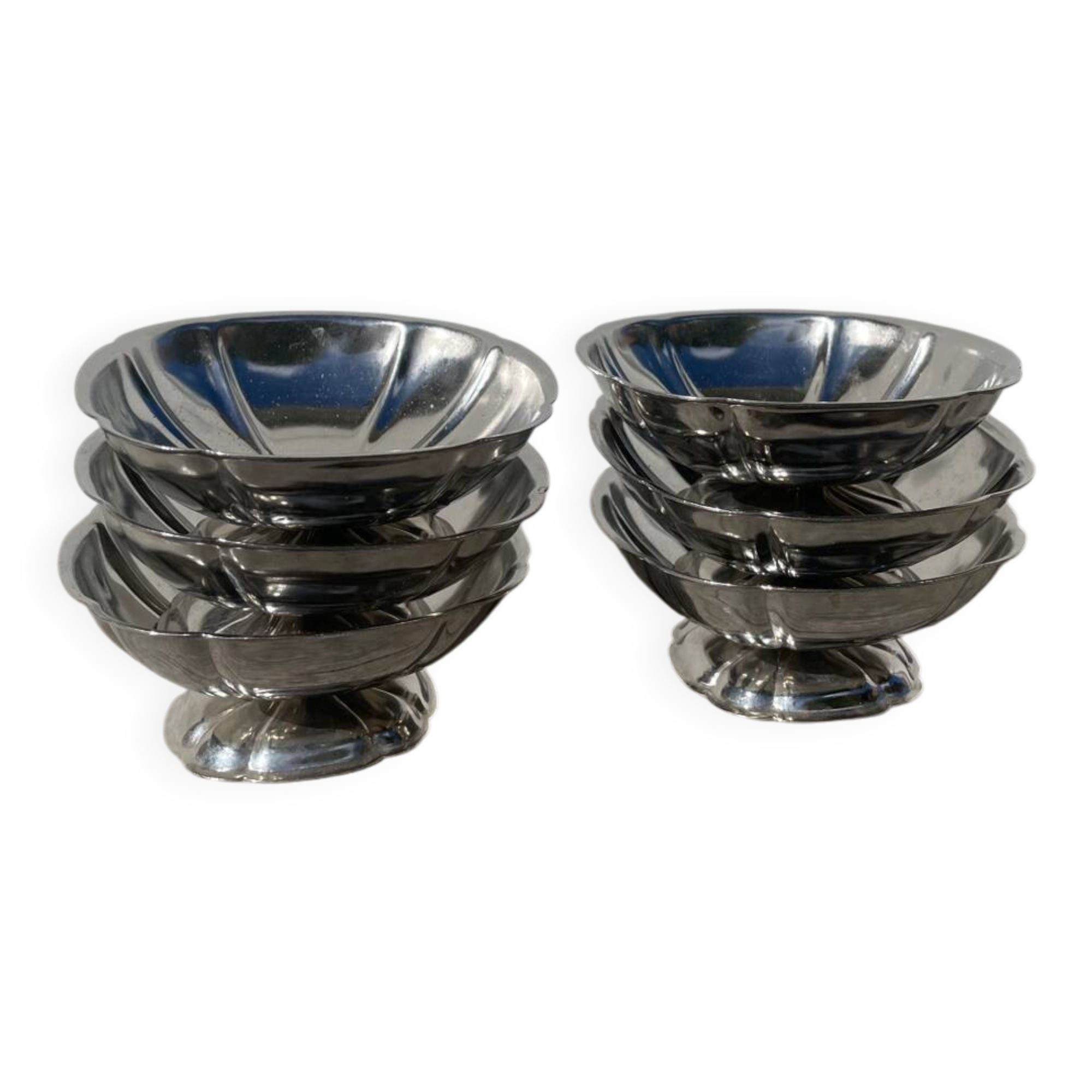 6 stainless steel bowls 1970