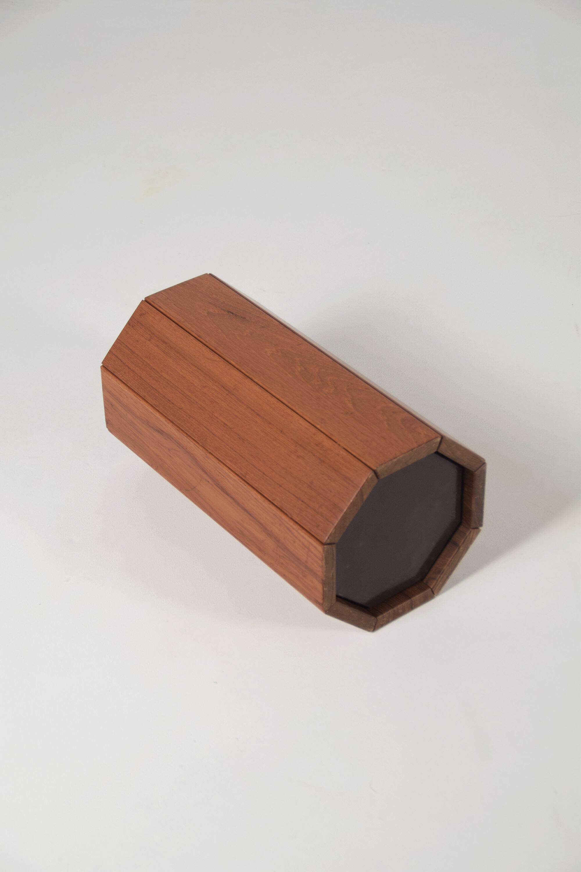 Danish umbrella stand VM110 by Kai Kristiansen for Vilbjerg Møbelfabrik
