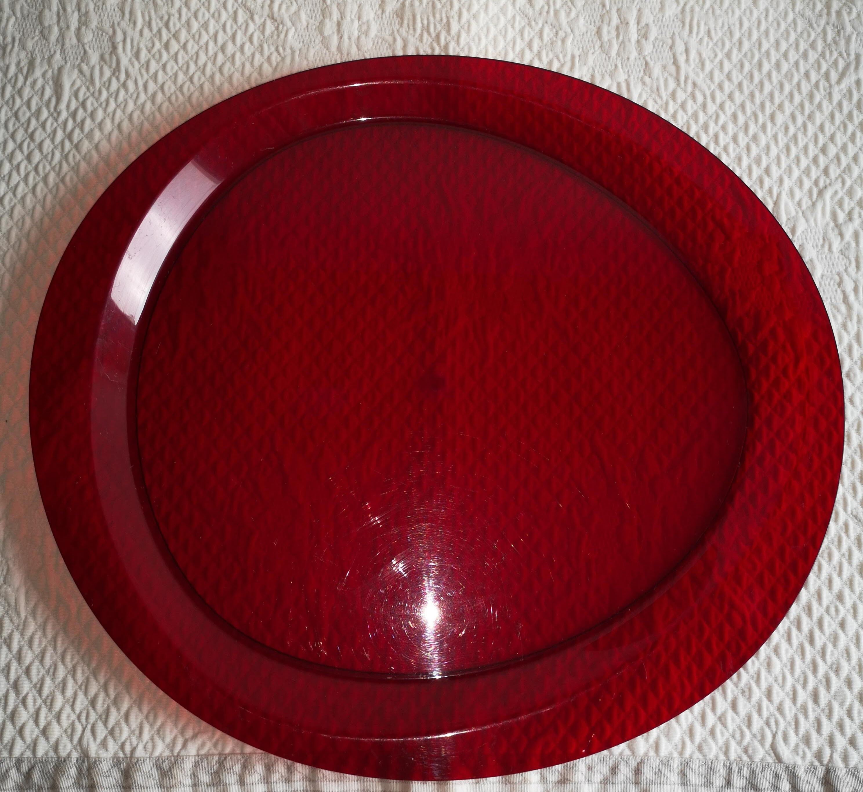 Oval top in red plexiglass 43 cm