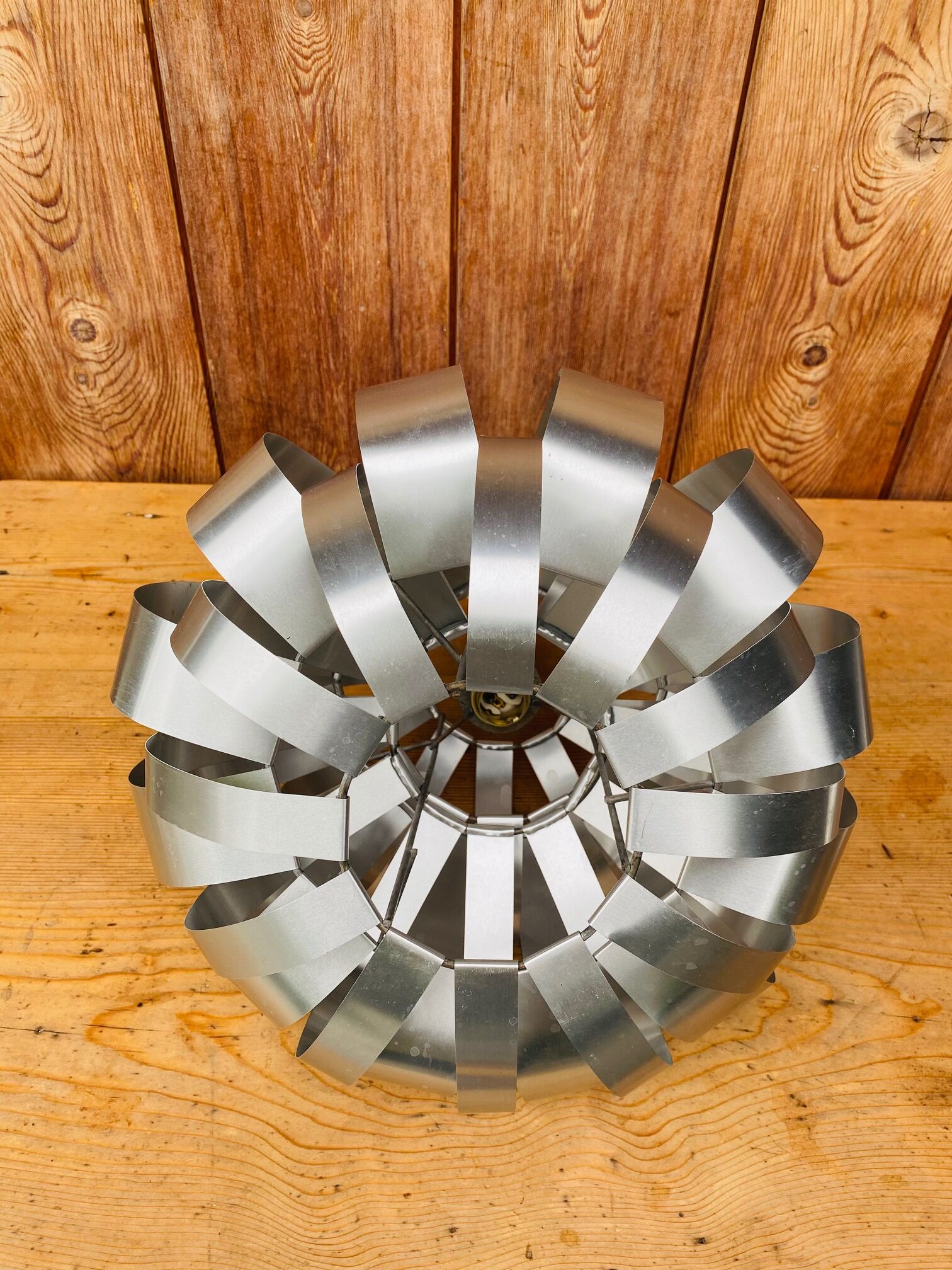 Ceiling lamp in aluminum slats 70s