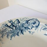 Vintage hollow round serving dish from K&G Luneville hunting