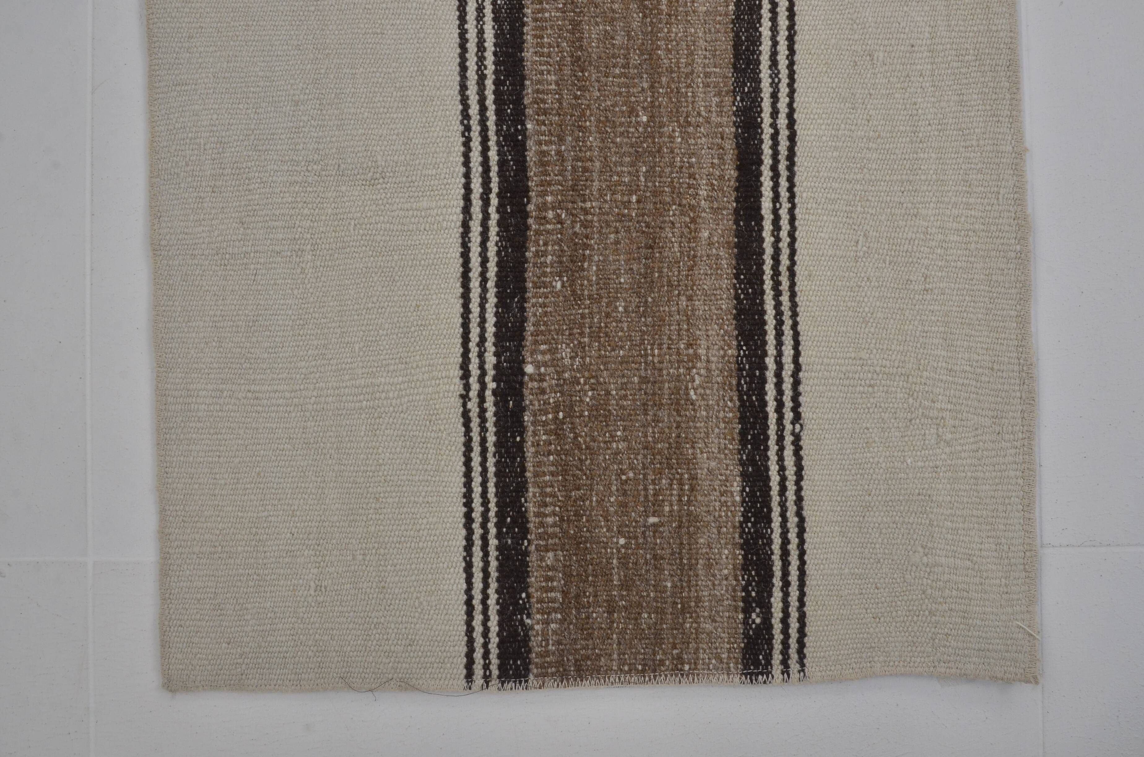 Off White Neutral Vintage Kilim Rug sku3801