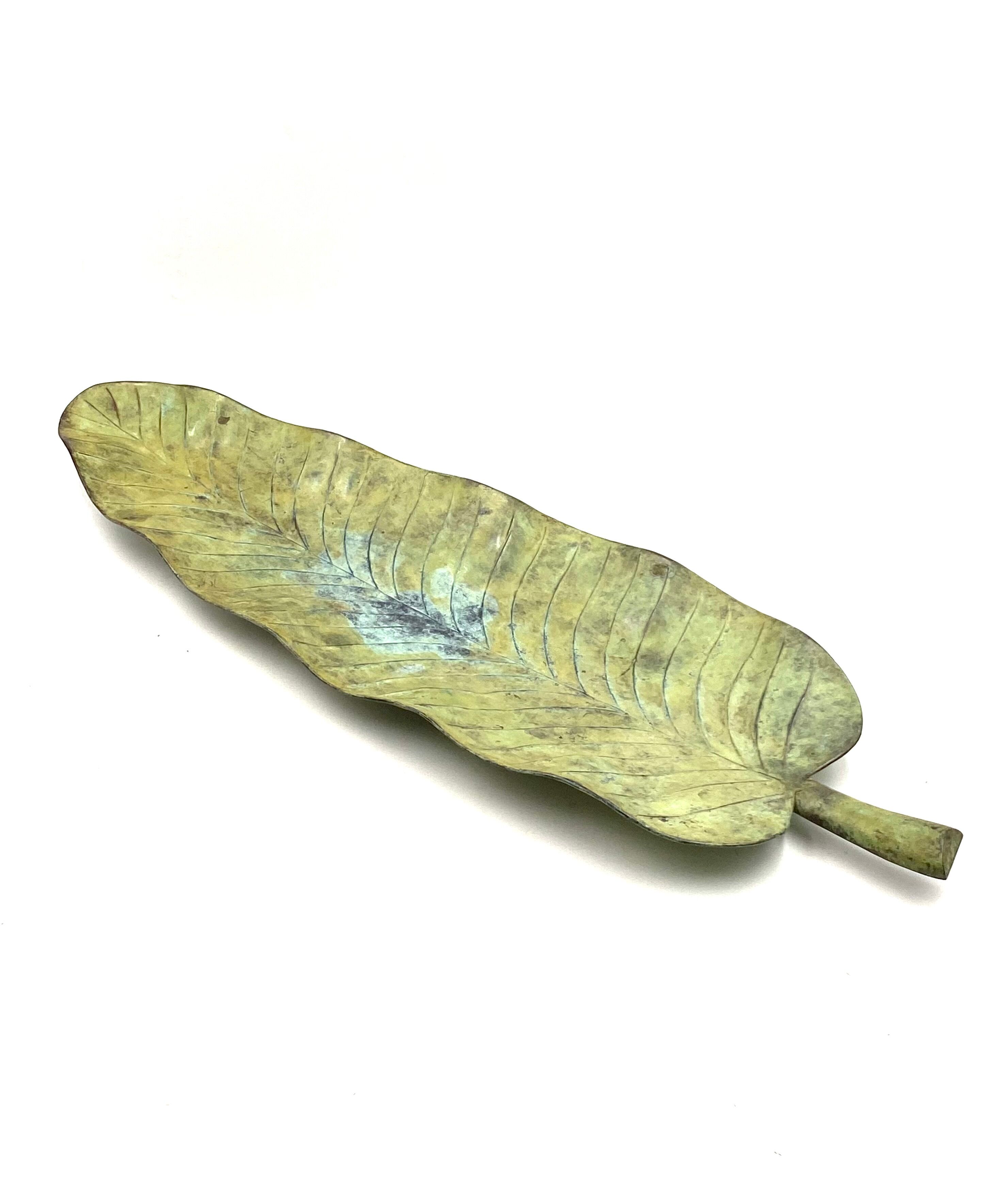 Leaf shaped centerpiece, France 1970s