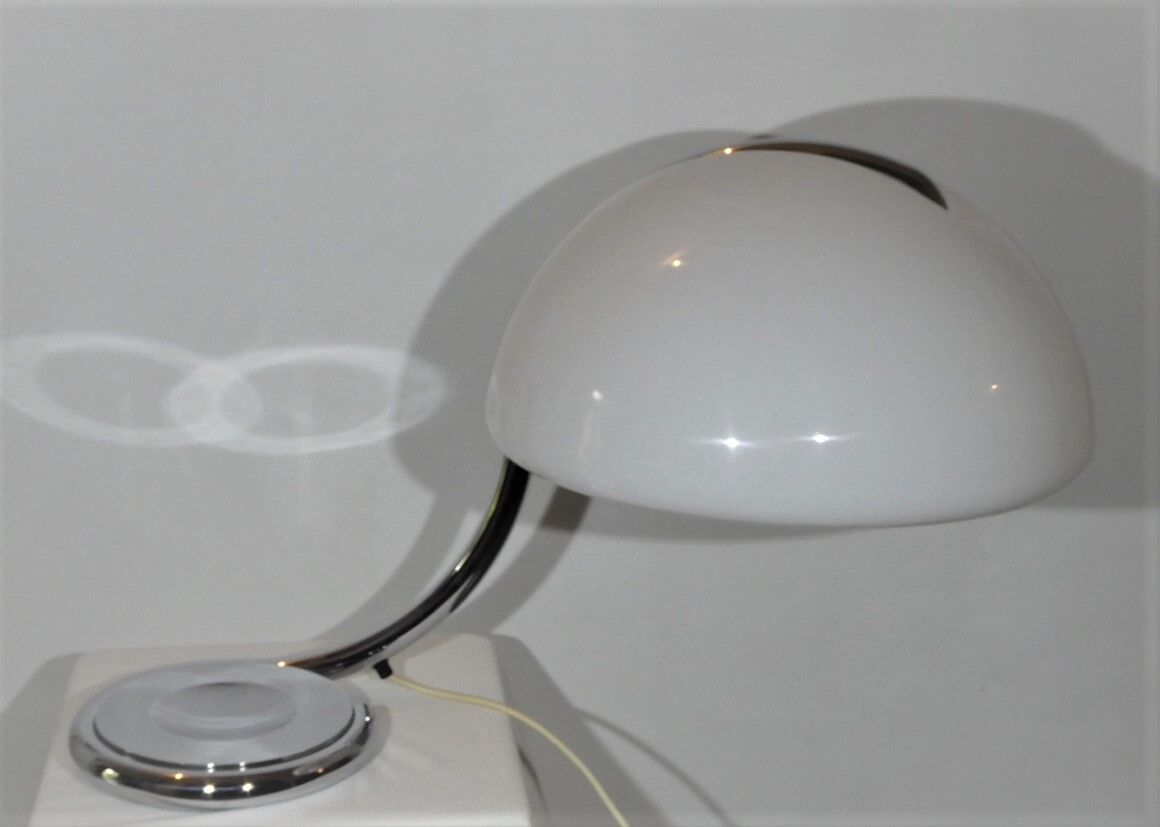 Light serpente of Elio Martinelli