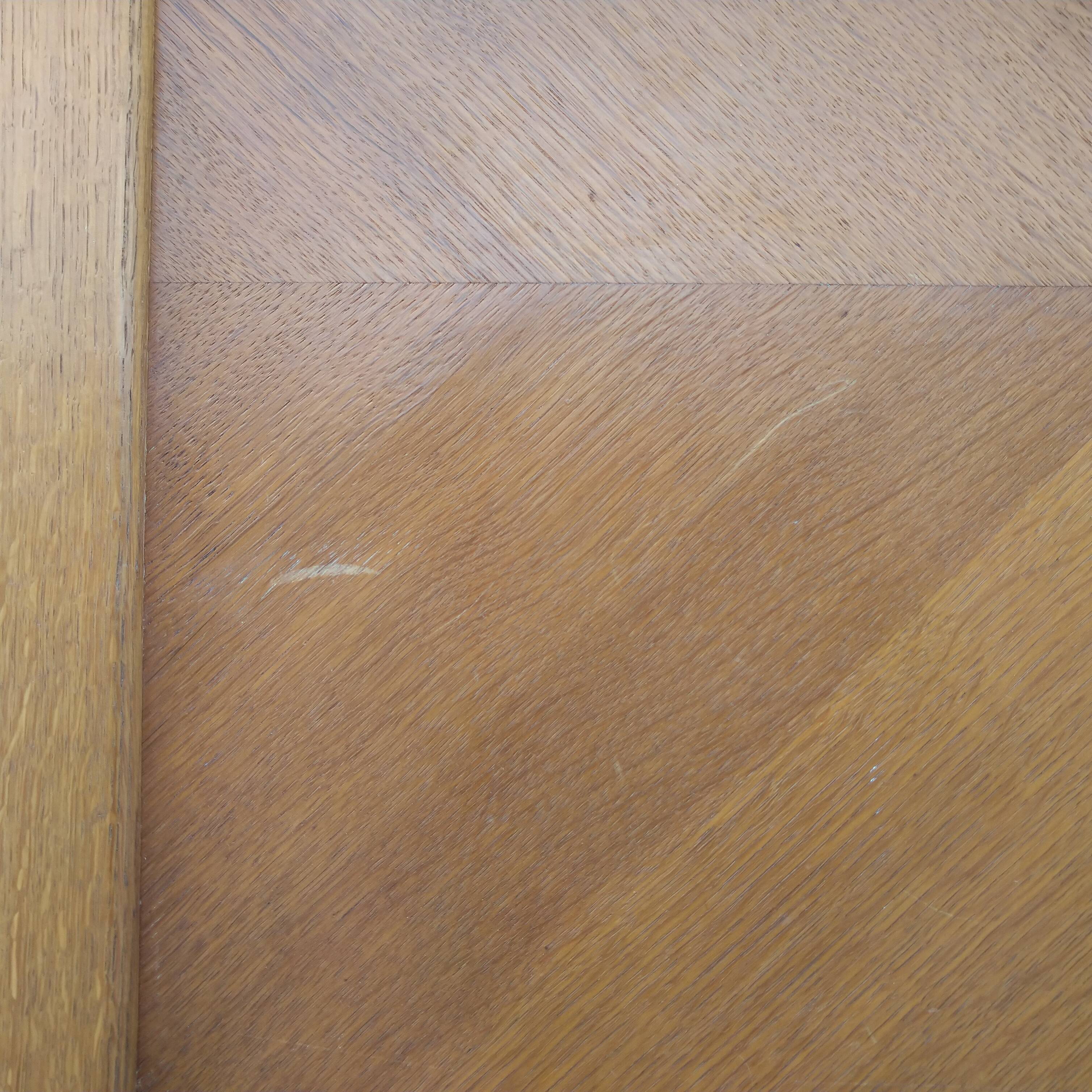 Armoire vintage