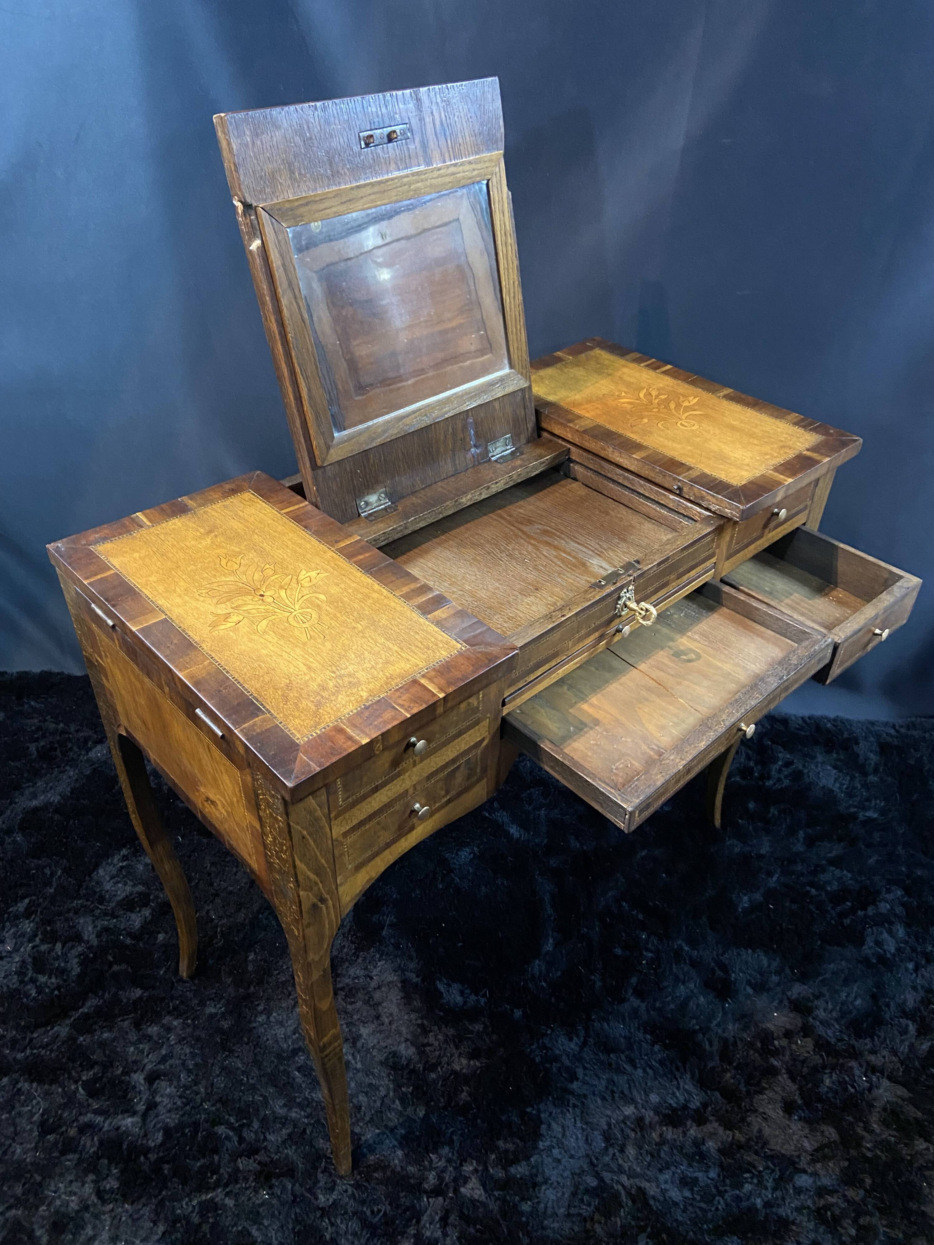 19th-century hairdresser with marquetry decoration on oak in the Louis XV Transition style.