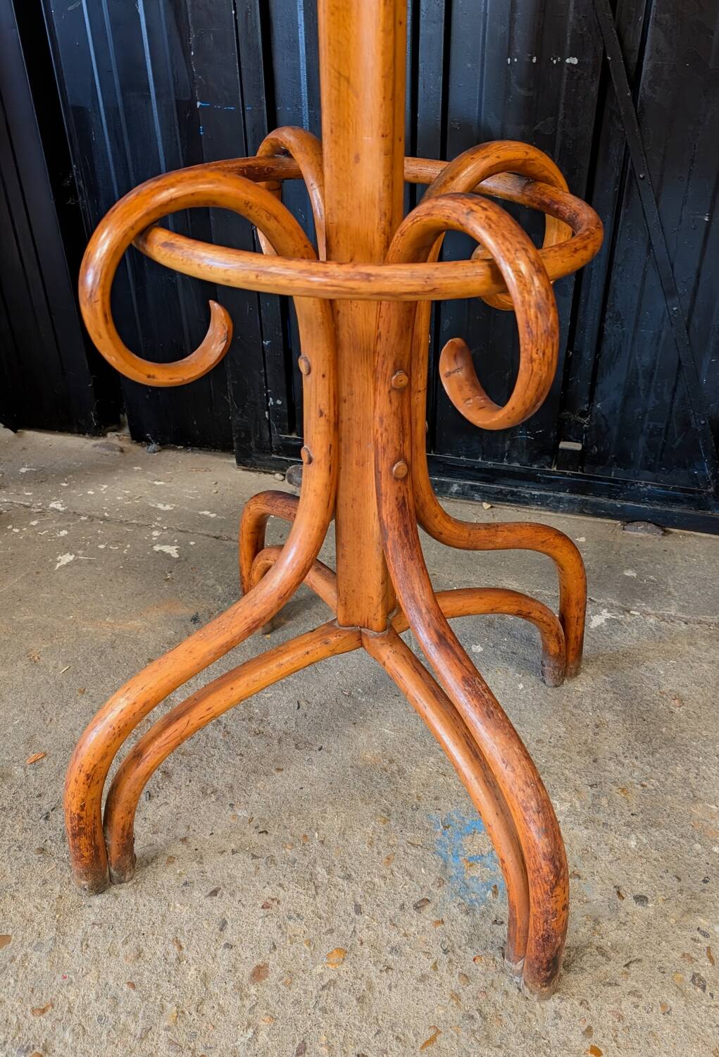 Porte manteaux perroquet Fischel Art deco
