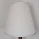 Lampe en bois tourné