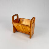 Mid century pinewood magazine holder, 1970